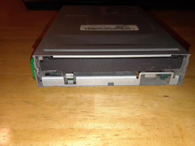 Samsung SFD-321J/ADNR 3.5 Inch Floppy Disk Drive