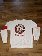 Vintage Disneyland Sweatshirt Crewneck 90s International Flags Size L USA MADE