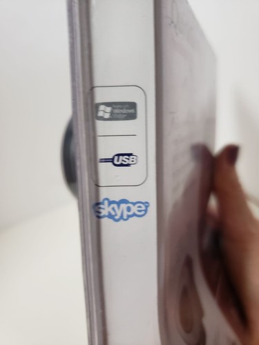 Logitech QuickCam For Notebooks Built-In Microphone & VGA Resolution 960-000010 - Picture 5 of 7