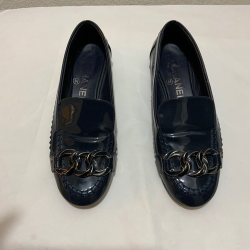 CHANEL Mocassins Patent Loafers Blue Navy  size 36 retail  $875 - Picture 2 of 18