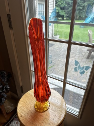 LE Smith Simplicity AMBERINA Swung Vase Glass Footed 19” Tall - Glows - Picture 6 of 10