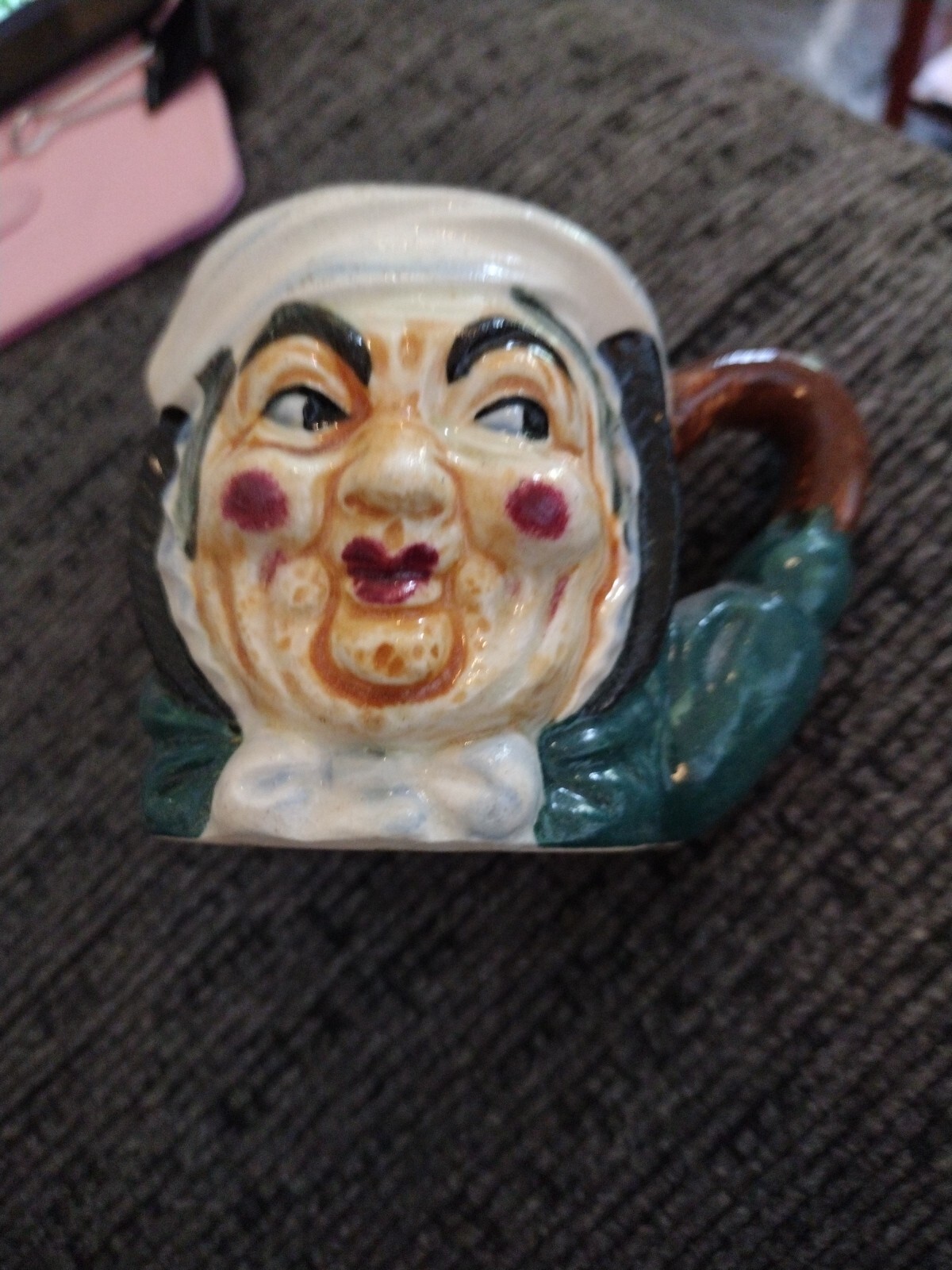 Picture 1 of 4