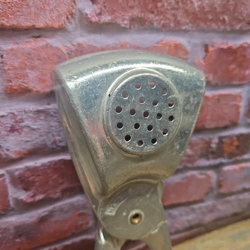 Vintage Sunkist Lemon Squeezer-Cast Aluminum Manual Juicer-Made In USA - Picture 2 of 11