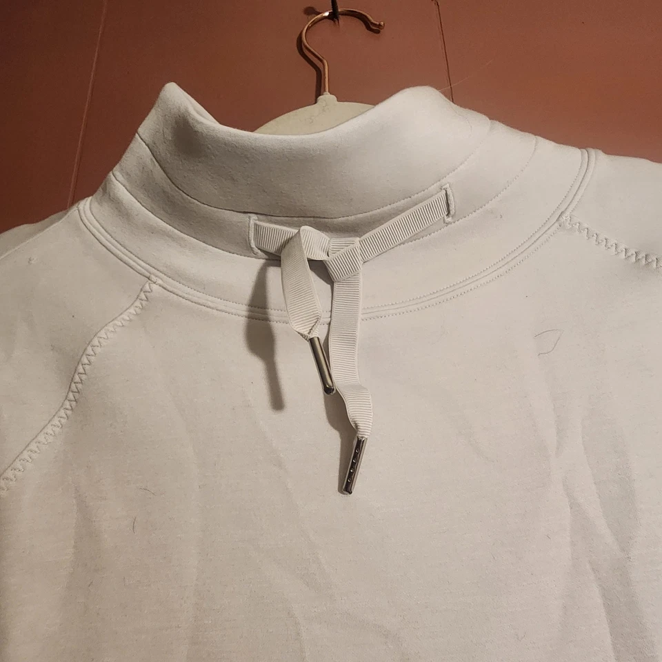 Nuevo con etiquetas Pullover Largo Espaciador Spanx AirEssentials en Blanco Nube Got-Ya-Covered Top S Foto 3 de 4