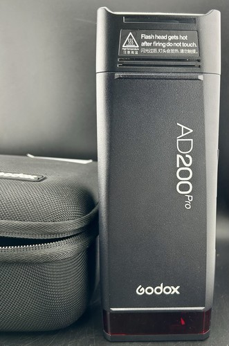Godox AD200 Pro 200W Wireless TTL Portable Flash Kit with Case - Picture 3 of 13