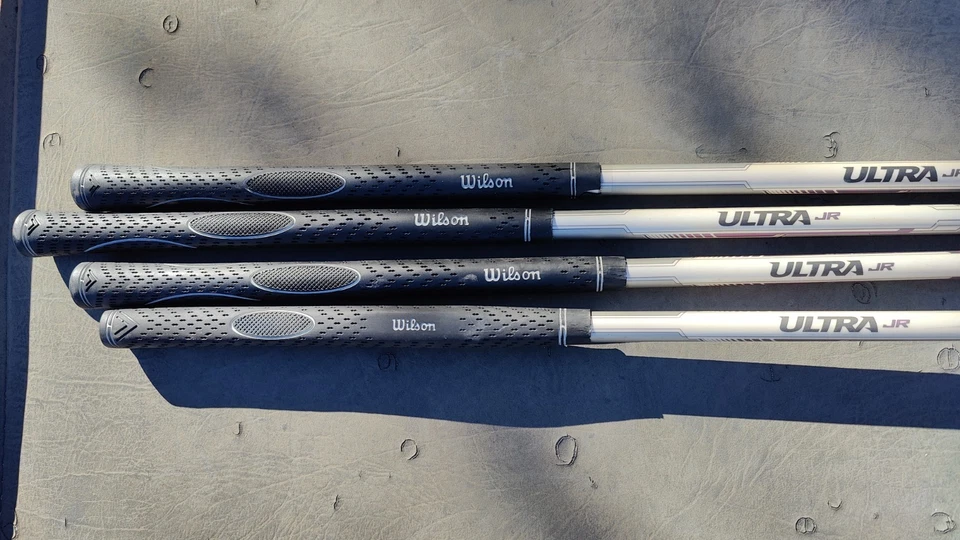 Wilson Ultra Jr. Golf Club Set Junior Flex Driver Wedge Iron Putter Right Hand - Image 2 of 4