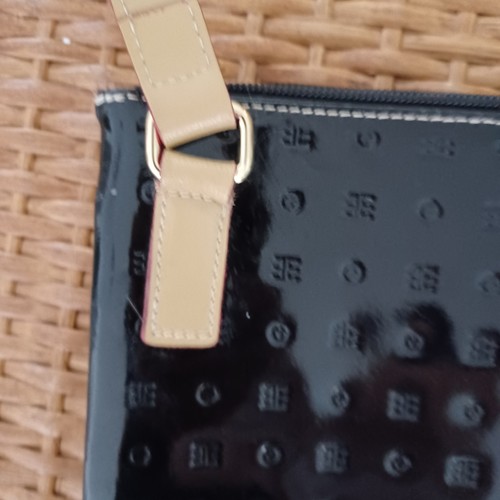 Arcadia Lackleder Umhängetasche schwarz hellbraun Riemen verstellbar Made in Italy - Bild 7 von 15