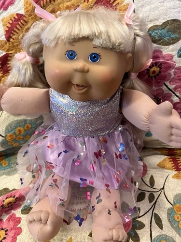 Preciosa muñeca Cabbage Patch niños niña jugar a lo largo de pelo rubio ojos azules - Imagen 6 de 19