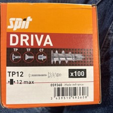 SPIT Driva  TP12  Plasterboard Fixings, hollow wall cvity plugs and screws x 100