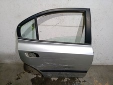Porte arrière et accessoires Hyundai ELANTRA