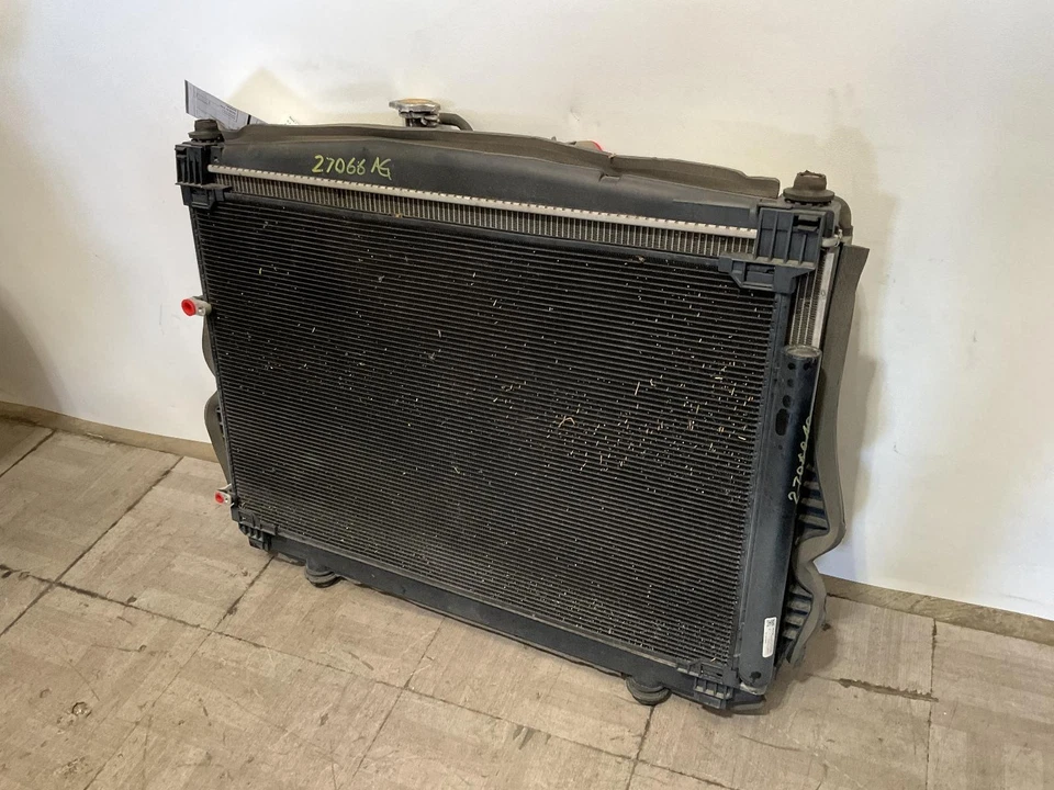 2016-2022 LEXUS RX350 Radiator & Cooling Set W/o Tow Pkg Oem 2017 Foto 2 de 4