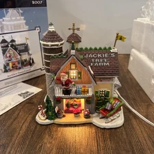 2007 Lemax Carole Towne Collection Jackie's Tree Farm Christmas Village w Box