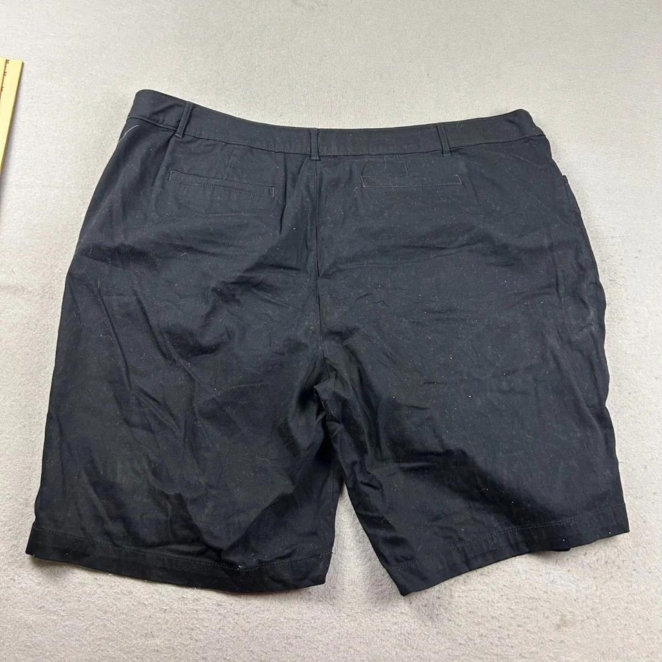 St Johns Bay Shorts Womens 30W Black Flat Front Lightweight Bermuda - Image 3 of 4