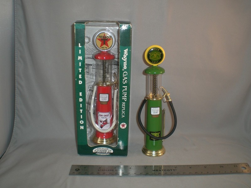 Lot 2 Gearbox Wayne Gas Pump Replicas- John Deere & Texaco Fire Chief Diecast