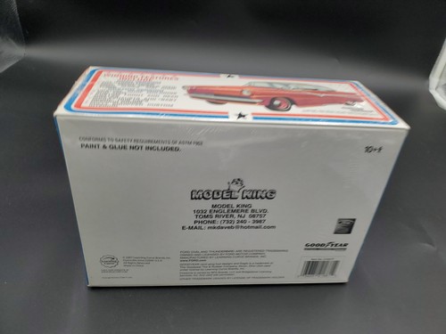 AMT 1956 Ford Victoria Hardtop "Strip Fowl" 1/25 Scale Model Kit 1308 Sealed - Picture 12 of 15
