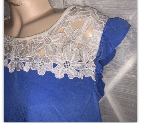 NWOT KATE SPADE NEW YORK BLUE AND WHITE EMBROIDERY TOP SIZE 4 - Picture 4 of 8