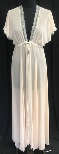 Apricot Polyester Nightdress and Negligee Set by Jane Woolrich - Picture 2 of 7