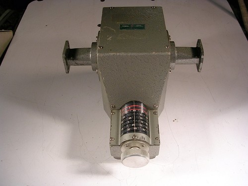 FXR  MODEL 33S2 Y164A DIRECT READ VARIABLE ATTENUATOR  WR62 - Picture 1 of 6