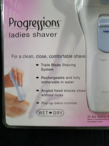 PANASONIC ELECTRIC SHAVER SMOOTH OPERATOR ES205 WET/DRY LADIES IMMERSIBLE - Picture 4 of 8