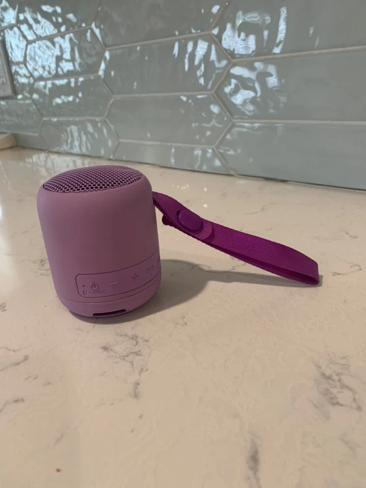 Altavoz Sony púrpura Foto 2 de 4
