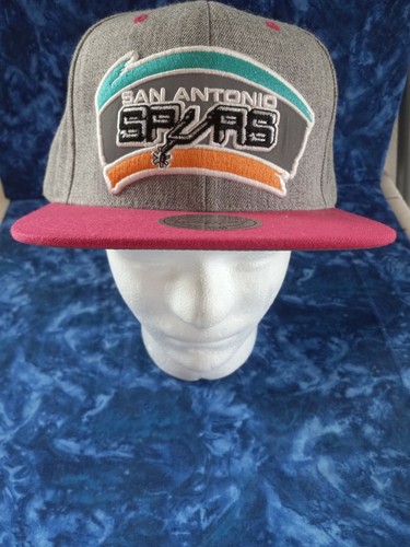 San Antonio Spurs Logo Gray Pink 