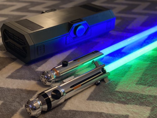 Star Wars Galaxy Edge Ahsoka Tano Clone Wars Hilts Legacy Lightsabers & 2 Blades - Picture 3 of 9