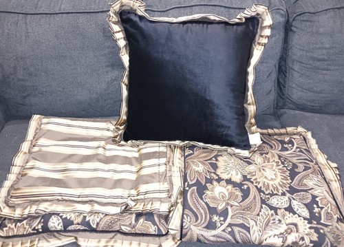 Set of 2 J. Queen Black/Gold Ruffled Euro Pillow Shams Zipper Plus Throw Pillow - Picture 4 of 6
