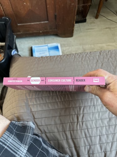 The Gender and Consumer Culture Reader, Scanlon 9780814781326 Free Shipping-. - Picture 3 of 4