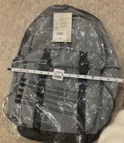 Unisex Under Armour Gray Backback/fits labtop or chromebook-BRAND NEW!!! - Picture 13 of 14