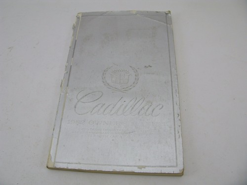Cadillac 1982 Owners Manual 82 Free Shipping Cadi 82 - 第 1/4 張圖片