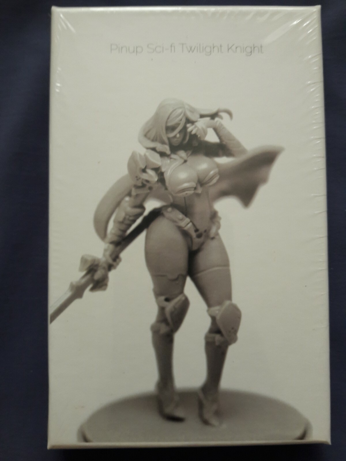 Reino De La Muerte-Pinup Sci-fi Crepúsculo Knight con tarjeta de engranajes-fuera de paquete Sellado nuevo en caja Rare Reino De La Muerte-Pinup Sci-fi Crepúsculo Knight con tarjeta de engranajes-fuera de paquete Sellado nuevo en caja Rare