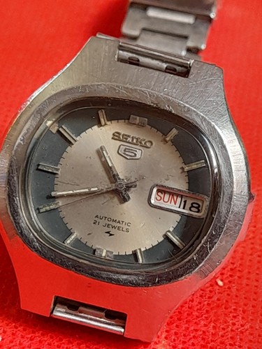 Rare Vintage Seiko 5 7019-5010 Mens Automatic Watch _3156 - Picture 3 of 8