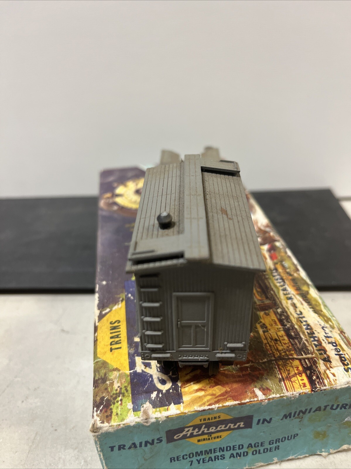 Picture 3 of 10