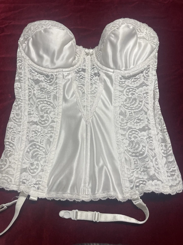 CORSÉ VA BIEN. Excelente estado. Foto 3 de 4