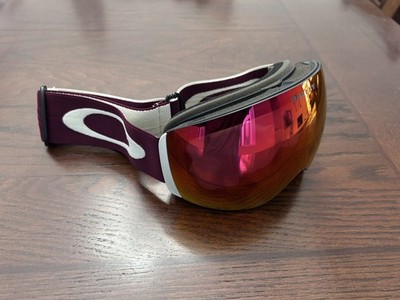 Flight Deck L Maroon/Eggshell w/Prizm Torch