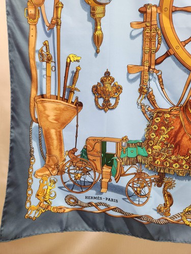 Vintage - Hermes "Musee Museum" 90cm Silk Scarf - Picture 2 of 10