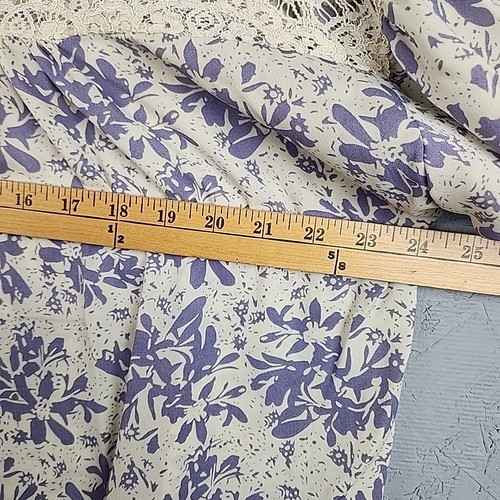 Hailey And Co Shirt Womens Large White Blue Floral Lace Lightweight Crochet Boho - Picture 6 of 10