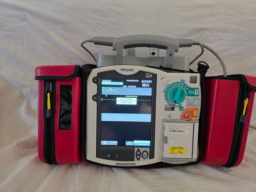 Philips HeartStart Mrx M3536M6 Defibrillator With SpO₂ sensor, ECG Cable, EtCO₂ - Picture 22 of 24