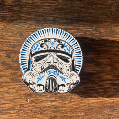 Stormtrooper - Star Wars Helm Serie - Sugar Skull Disney Pin 101728. 2014
