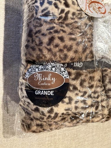 Coperta di lusso nuova con etichette Minky Couture SOLD OUT stampa ghepardo premium taglia grande 60x84 - Foto 3 di 4
