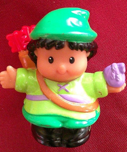 Figura Robin Hood 2003 Mattel, Fisher-Price Little People, 2-1/2" x 2-1/4" - Imagen 9 de 9