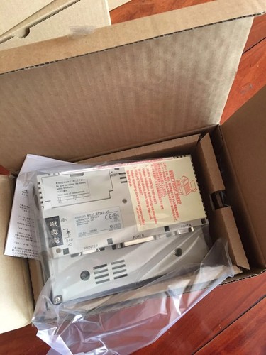 NT31-ST123-V3 1PC new omron in box Display NT31-ST123-V3 - Picture 2 of 2