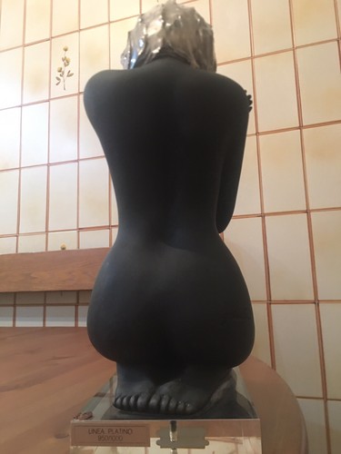 statua donna - Foto 5 di 6