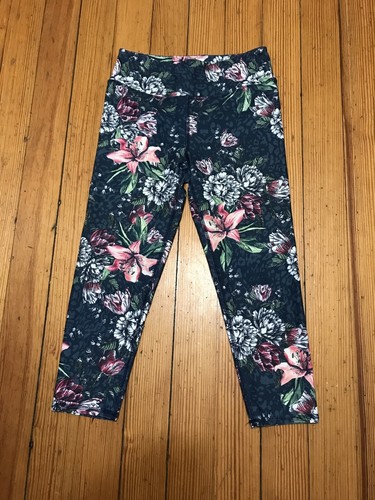 Evolution women polyester blend multicolor floral yoga capri pants size M - Bild 1 von 3