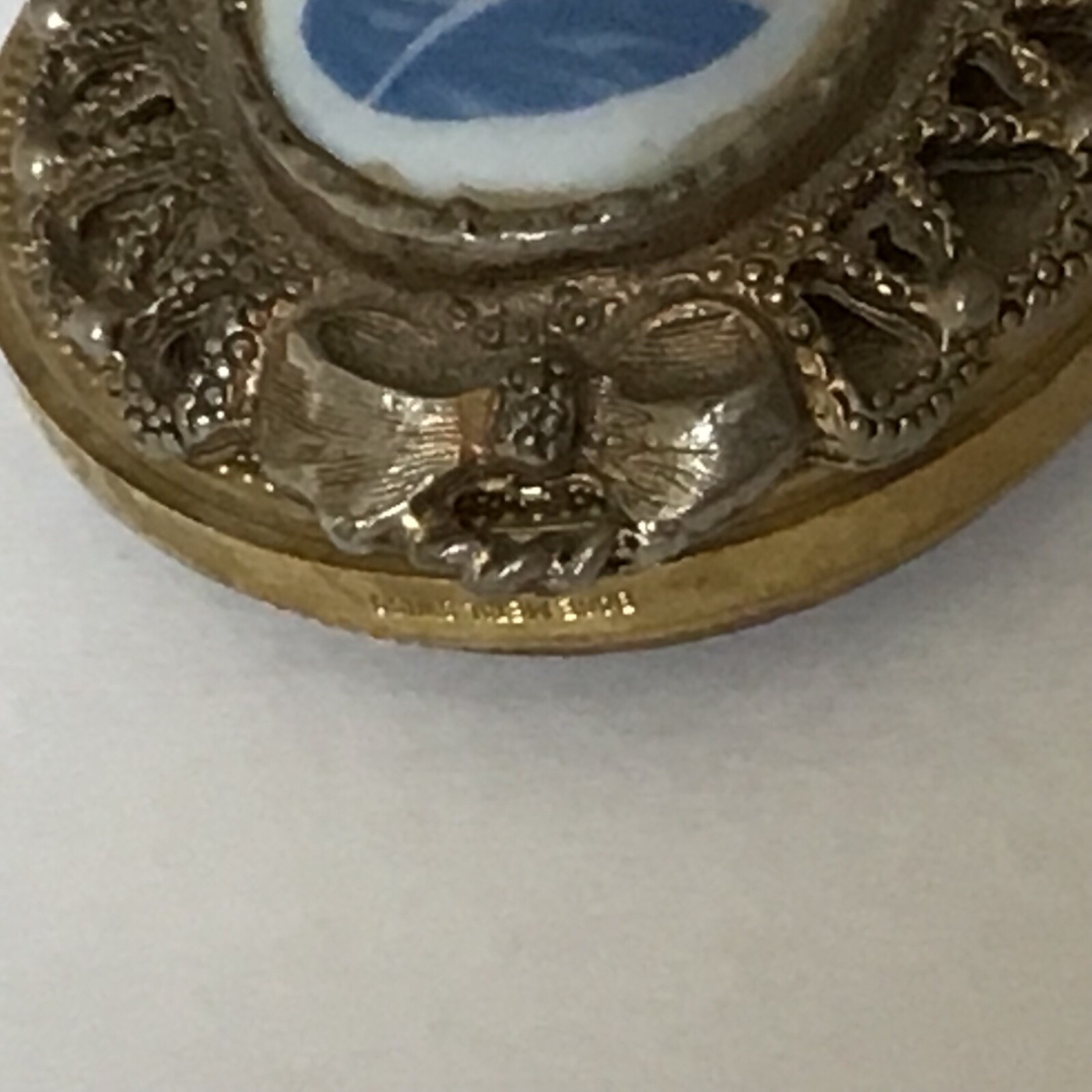 Picture 3 of 11