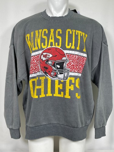 Kansas City Chiefs NFL Women's Gray Vintage Wash Oversized Sweatshirt NWT - Picture 3 of 17