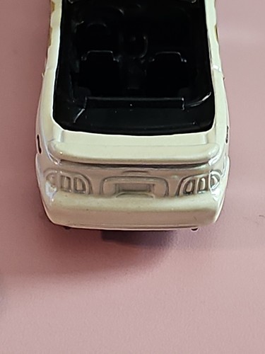HOT WHEELS - 1996 FORD MUSTANG GT CONVERTIBLE - WHITE - MALAYSIA  - Bild 6 von 12