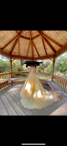 Sherri Hill Ballgown Prom Dress. No Alteration Has Been Done. Has Been Dry Clean - Picture 4 of 4