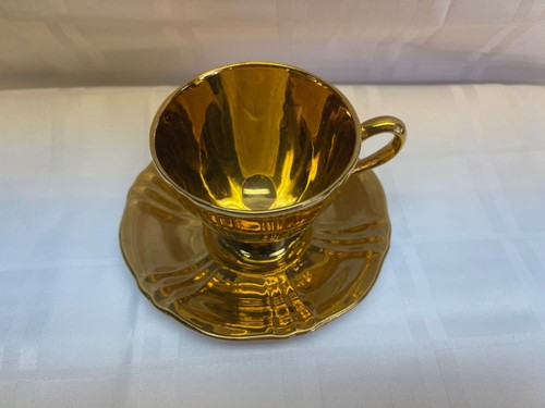 Royal Winton Fine Bone China Teacup and Saucer Set Heavy Gold Gilding - Picture 2 of 5