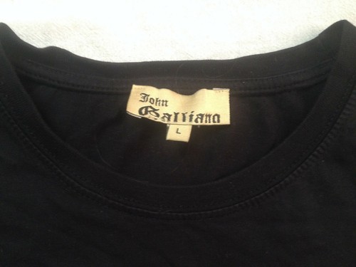 U2 - RATTLE AND HUM - BY JOHN GALLIANO T-SHIRT DESIGNERS'S RARE - Picture 3 of 12